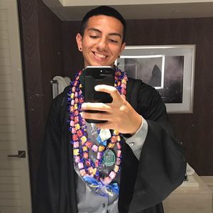 Meet your Posher, Moises